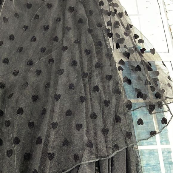 NWT Women’s Hagara Black Triple Layer Elastic Waist Heart Skirt (1) FQ22 - Picture 2 of 8